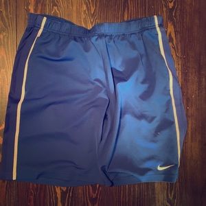 Nike men’s athletic shorts size medium